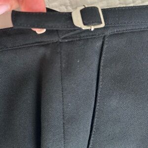 Moda international. Dress pants. 98%wool.Size 2